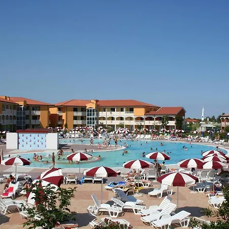 Ai Pini Lido Altanea Apartmán *