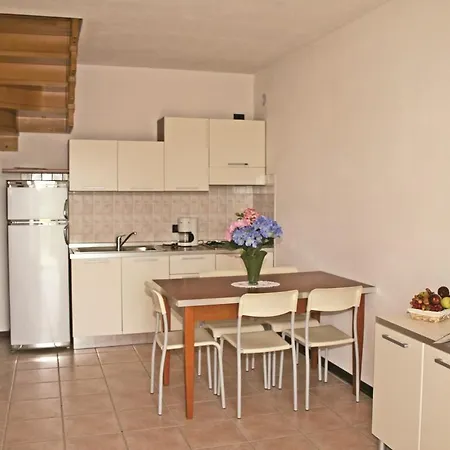 Ai Pini Lido Altanea Apartmán