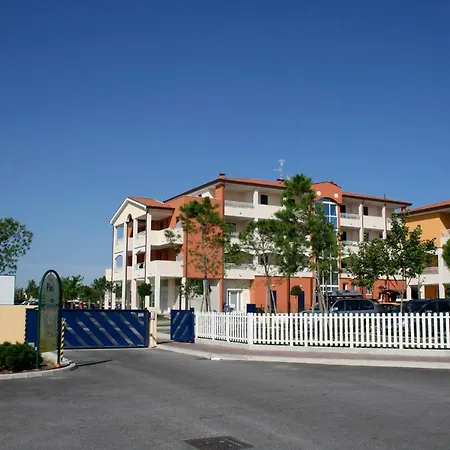 Ai Pini Lido Altanea * Caorle