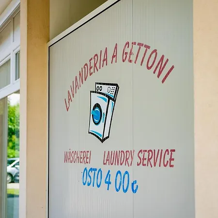 Ai Pini Lido Altanea Apartmán *