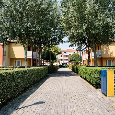 Ai Pini Lido Altanea Apartmán *